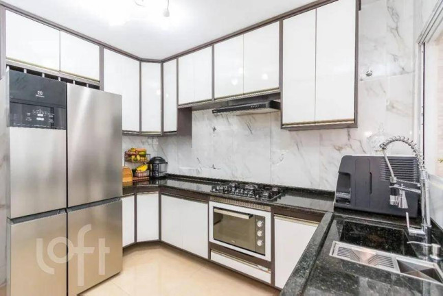 Imagem Sobrado com 3 Quartos à Venda, 180 m² em Boqueirão - Curitiba