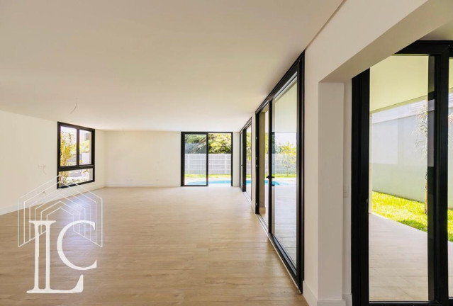 Imagem Casa com 3 Quartos à Venda, 352 m² em Moema - São Paulo