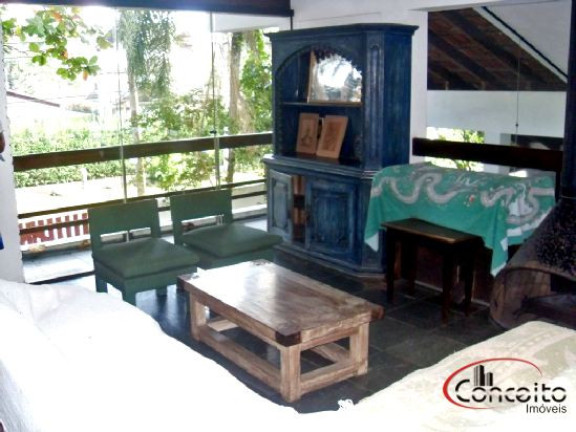 Imagem Casa com 7 Quartos à Venda, 568 m² em Tenório - Ubatuba Imagem Casa com 7 Quartos à Venda, 568 m² em Tenório - Ubatuba