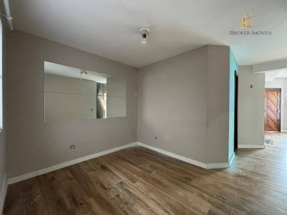 Imagem Sobrado com 4 Quartos à Venda, 191 m² em Bom Retiro - Curitiba Imagem Sobrado com 4 Quartos à Venda, 191 m² em Bom Retiro - Curitiba