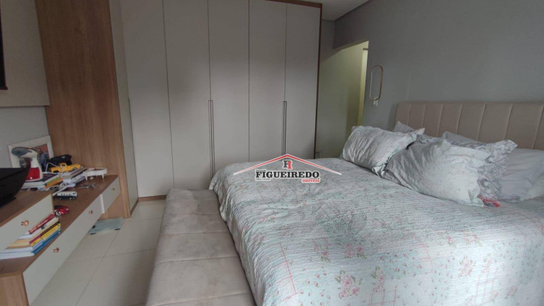 Imagem Apartamento com 4 Quartos à Venda, 156 m² em Canto Do Forte - Praia Grande