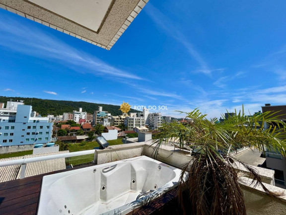 Imagem Cobertura com 3 Quartos à Venda, 250 m² em Bombas - Bombinhas