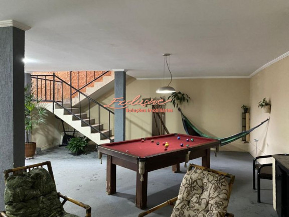 Imagem Casa com 3 Quartos à Venda, 450 m²