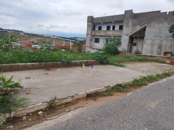 Imagem Terreno à Venda, 180 m² em Parque São Bento - Sorocaba Imagem Terreno à Venda, 180 m² em Parque São Bento - Sorocaba
