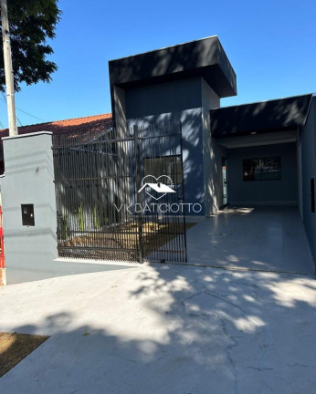 Casa com 3 Quartos à Venda, 76 m² em Parque Residencial Aeroporto - Maringá