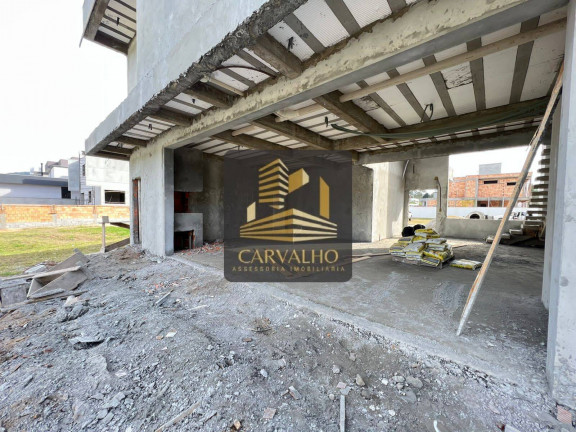 Imagem Casa com 3 Quartos à Venda, 233 m² em São João Do Rio Vermelho - Florianópolis Imagem Casa com 3 Quartos à Venda, 233 m² em São João Do Rio Vermelho - Florianópolis
