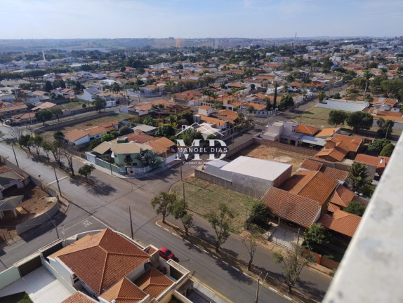 Imagem Apartamento com 3 Quartos à Venda, 261 m² em Resek Ii - Artur Nogueira Imagem Apartamento com 3 Quartos à Venda, 261 m² em Resek Ii - Artur Nogueira