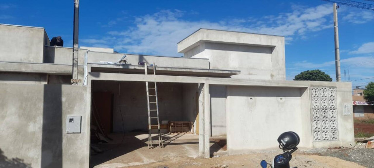 Casa com 2 Quartos à Venda, 150 m² em Jardim Brasil  - Arapongas
