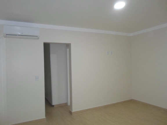 Imagem Casa com 4 Quartos à Venda, 322 m² em Swiss Park - Campinas Imagem Casa com 4 Quartos à Venda, 322 m² em Swiss Park - Campinas