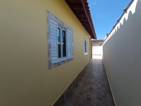 Imagem Casa com 2 Quartos à Venda, 150 m² em Tupy - Itanhaém Imagem Casa com 2 Quartos à Venda, 150 m² em Tupy - Itanhaém
