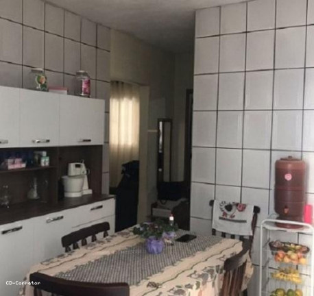 Imagem Sobrado com 4 Quartos à Venda, 176 m² em Campanário - Diadema