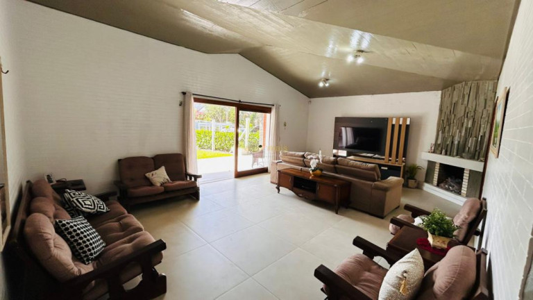Imagem Casa com 5 Quartos à Venda, 318 m² em Atlântida - Xangri-lá