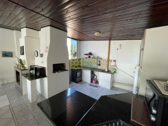 Imagem Casa com 9 Quartos à Venda, 380 m² em Centro - Porto Belo Imagem Casa com 9 Quartos à Venda, 380 m² em Centro - Porto Belo