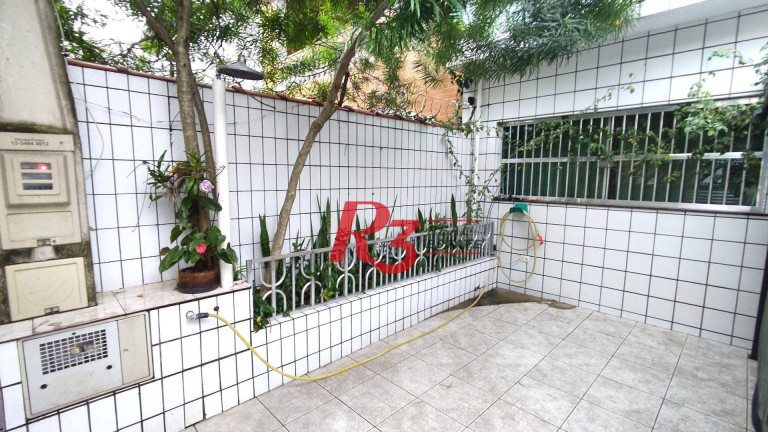 Imagem Sobrado com 4 Quartos à Venda, 180 m² em Boqueirão - Santos