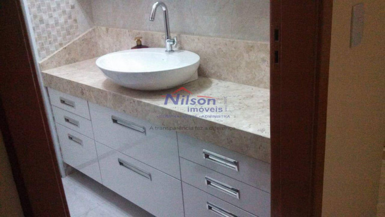 Imagem Casa com 3 Quartos à Venda, 248 m² em Vila Zanardi - Guarulhos Imagem Casa com 3 Quartos à Venda, 248 m² em Vila Zanardi - Guarulhos