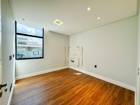 Imagem Casa com 5 Quartos à Venda, 367 m² em Boulevard Lagoa - Serra Imagem Casa com 5 Quartos à Venda, 367 m² em Boulevard Lagoa - Serra