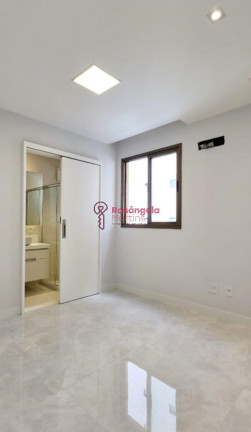 Imagem Apartamento com 2 Quartos à Venda, 80 m² em Itapuã - Vila Velha Imagem Apartamento com 2 Quartos à Venda, 80 m² em Itapuã - Vila Velha