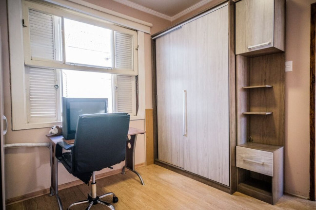 Imagem Apartamento com 2 Quartos à Venda, 90 m² em São João - Porto Alegre