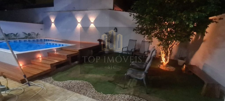 Imagem Casa com 3 Quartos à Venda, 400 m² em Vila Branca - Jacareí Imagem Casa com 3 Quartos à Venda, 400 m² em Vila Branca - Jacareí