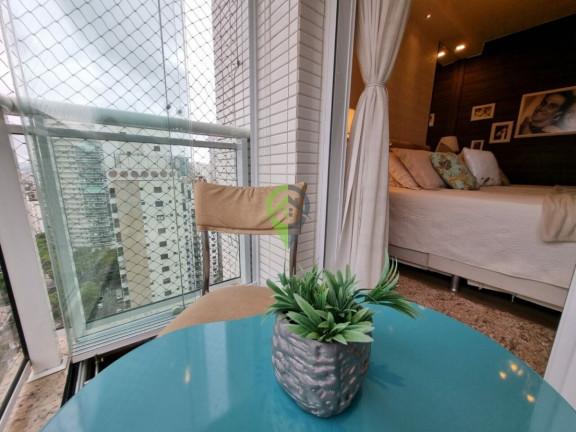 Imagem Apartamento com 3 Quartos à Venda, 181 m² em Gonzaga - Santos Imagem Apartamento com 3 Quartos à Venda, 181 m² em Gonzaga - Santos