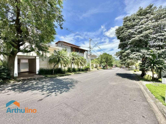Imagem Casa com 4 Quartos à Venda ou Locação, 358 m² em Fazendinha - Carapicuíba