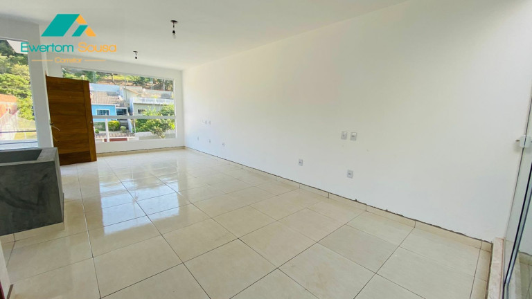 Imagem Casa com 3 Quartos à Venda, 130 m² em Canjica (terra Preta) - Mairiporã