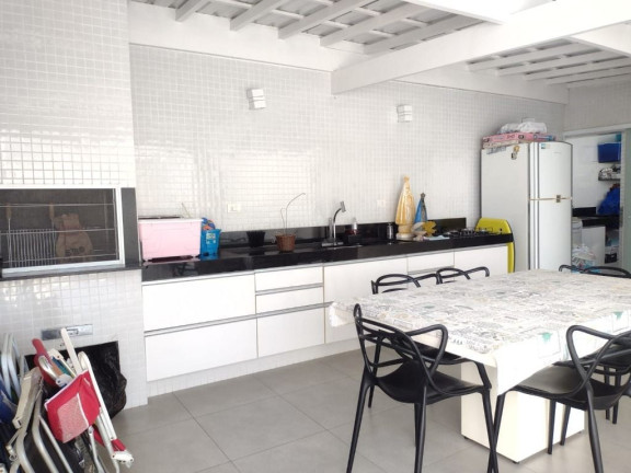 Imagem Imóvel com 2 Quartos à Venda, em Maitinga - Bertioga Imagem Imóvel com 2 Quartos à Venda, em Maitinga - Bertioga