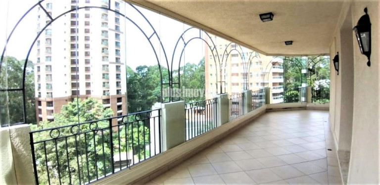 Apartamento com 4 Quartos à Venda, 261 m² em Panamby - São Paulo