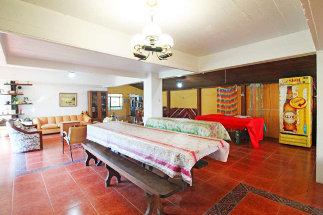Imagem Casa com 4 Quartos à Venda, 458 m² em Partenon - Porto Alegre Imagem Casa com 4 Quartos à Venda, 458 m² em Partenon - Porto Alegre