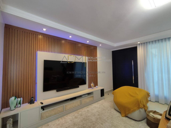 Imagem Casa com 3 Quartos à Venda, 250 m² em Vila Nelo Cariola - Botucatu Imagem Casa com 3 Quartos à Venda, 250 m² em Vila Nelo Cariola - Botucatu