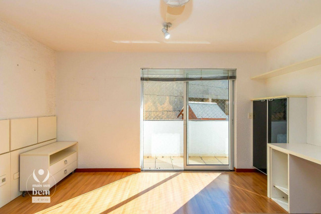 Imagem Casa com 4 Quartos à Venda, 320 m² em Santo Inácio - Curitiba
