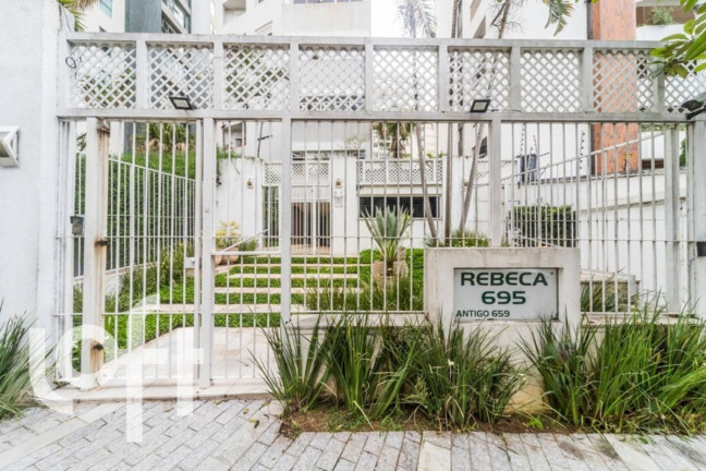 Imagem Imóvel com 3 Quartos à Venda, 212 m² em Vila Nova Conceição - São Paulo