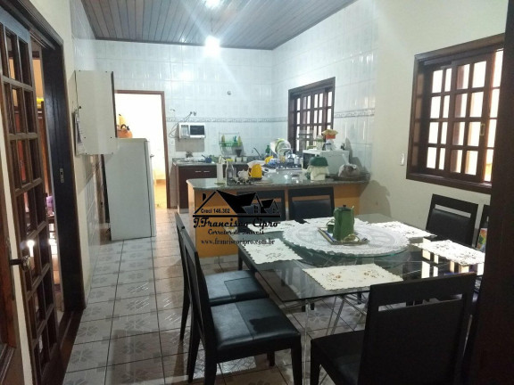 Imagem Casa com 4 Quartos à Venda, 194 m² em Pedregulho - Guaratinguetá Imagem Casa com 4 Quartos à Venda, 194 m² em Pedregulho - Guaratinguetá
