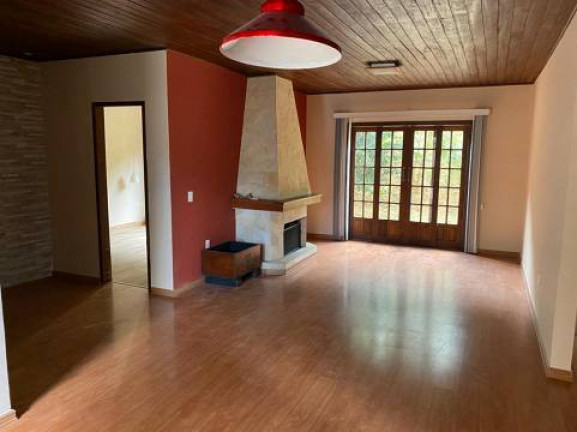 Imagem Casa com 3 Quartos à Venda, 500 m² em Cascatinha - Nova Friburgo