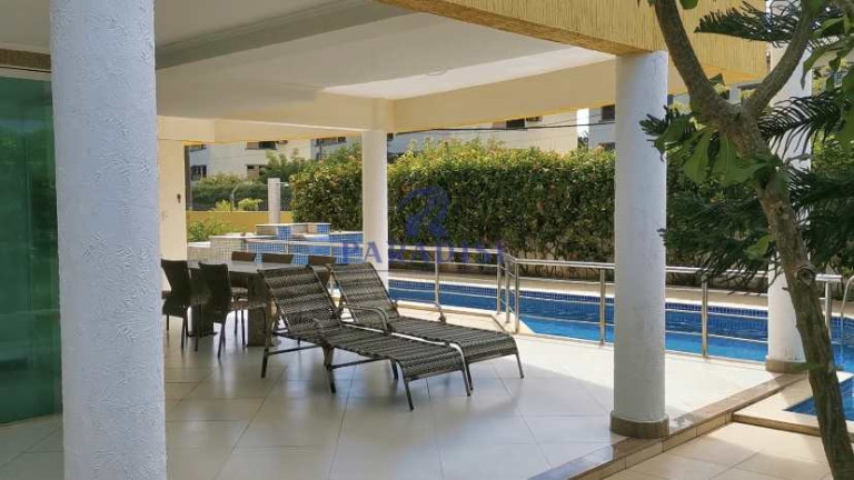 Imagem Casa com 5 Quartos à Venda, 570 m² em Guarajuba - Camaçari