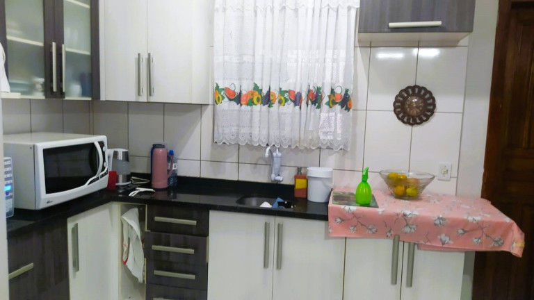 Imagem Casa com 2 Quartos à Venda, 80 m² em Sítio Cercado - Curitiba Imagem Casa com 2 Quartos à Venda, 80 m² em Sítio Cercado - Curitiba
