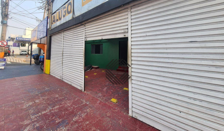 Casa com 1 Quarto para Alugar, 150 m² em Vila Lucy - Sorocaba