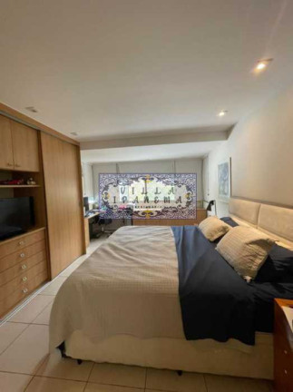 Imagem Imóvel com 4 Quartos à Venda, 400 m² em Recreio Dos Bandeirantes - Rio De Janeiro Imagem Imóvel com 4 Quartos à Venda, 400 m² em Recreio Dos Bandeirantes - Rio De Janeiro