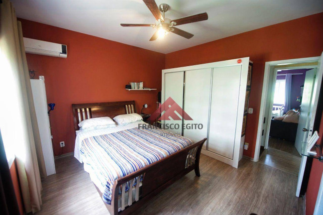 Imagem Casa com 8 Quartos à Venda, 400 m² em Maria Paula - Niterói Imagem Casa com 8 Quartos à Venda, 400 m² em Maria Paula - Niterói