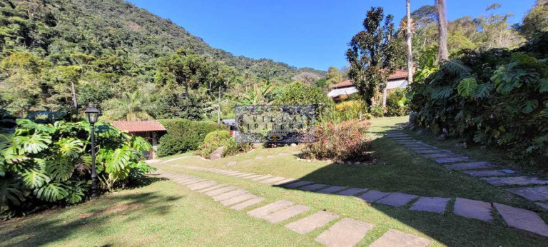 Imagem Imóvel com 6 Quartos à Venda, 1.800 m² em Granja Guarani - Teresópolis Imagem Imóvel com 6 Quartos à Venda, 1.800 m² em Granja Guarani - Teresópolis