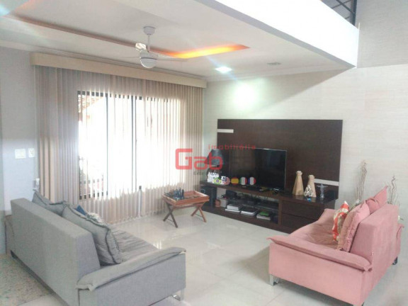 Casa com 3 Quartos à Venda ou Locação, 240 m² em Balneário São Pedro - São Pedro Da Aldeia
