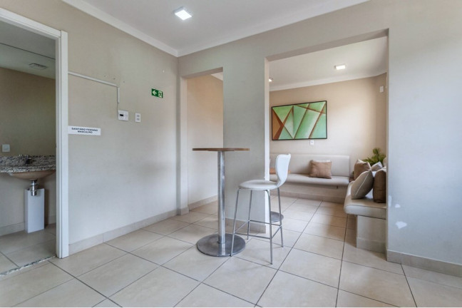 Imagem Imóvel com 2 Quartos à Venda, 40 m² em Vila Zat - São Paulo