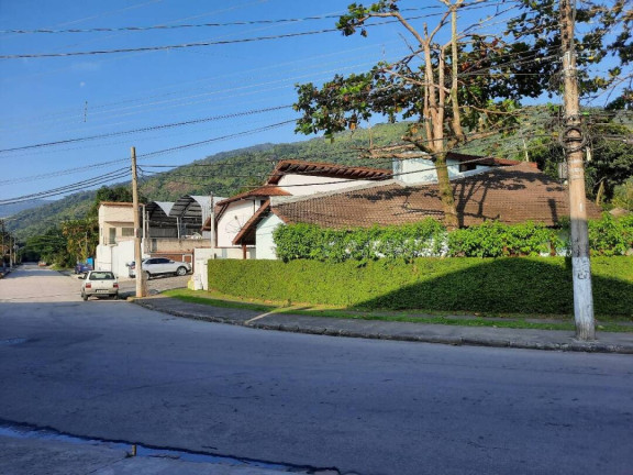 Imagem Casa com 3 Quartos à Venda, 360 m² em Tabatinga - Caraguatatuba Imagem Casa com 3 Quartos à Venda, 360 m² em Tabatinga - Caraguatatuba
