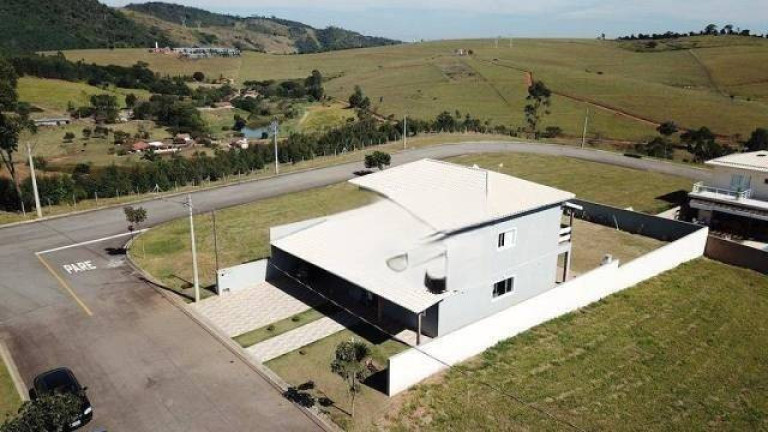 Imagem Casa com 4 Quartos à Venda, em Campo Novo - Bragança Paulista Imagem Casa com 4 Quartos à Venda, em Campo Novo - Bragança Paulista