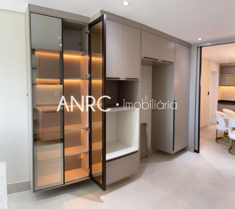 Imagem Imóvel com 4 Quartos à Venda, 336 m² em Alphaville Empresarial - Barueri Imagem Imóvel com 4 Quartos à Venda, 336 m² em Alphaville Empresarial - Barueri