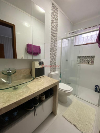 Imagem Casa com 4 Quartos à Venda, 275 m² em Nossa Senhora De Fátima - Santa Maria Imagem Casa com 4 Quartos à Venda, 275 m² em Nossa Senhora De Fátima - Santa Maria