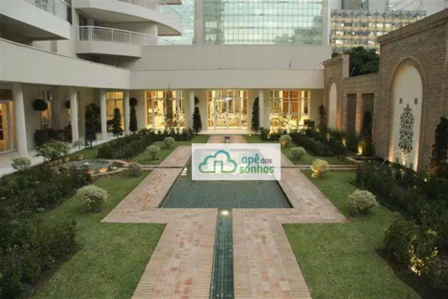 Apartamento com 2 Quartos para Alugar, 200 m² em Jardim Paulista - São Paulo