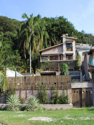 Imagem Sobrado com 6 Quartos à Venda, em Parque Prainha - São Vicente Imagem Sobrado com 6 Quartos à Venda, em Parque Prainha - São Vicente