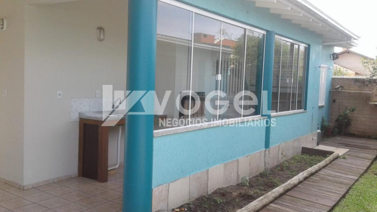 Imagem Casa com 6 Quartos à Venda, 184 m² em Centro - Capao Da Canoa