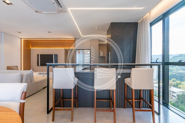 Apartamento com 4 Quartos à Venda, 137 m² em Pioneiros - Balneário Camboriú